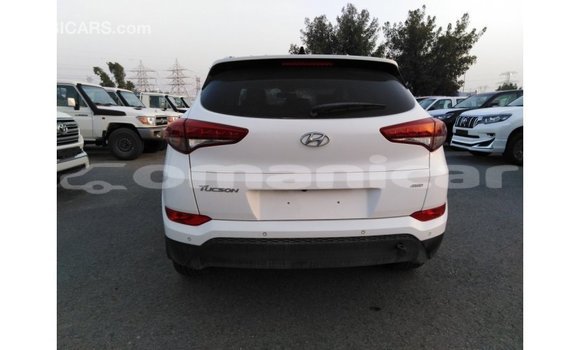 Buy Import Hyundai Tucson White Car in Import - Dubai in Dhufar Buy Import Hyundai Tucson White Car in Import - Dubai in Dhufar
