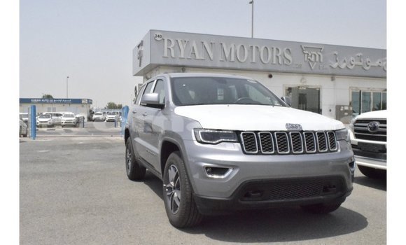 Buy Import Jeep Grand Cherokee Other Car in Import - Dubai in Dhufar