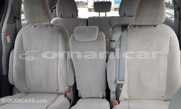 Buy Import Toyota Sienna White Car in Import - Dubai in Dhufar Buy Import Toyota Sienna White Car in Import - Dubai in Dhufar