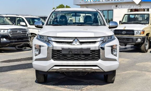 Buy Import Mitsubishi L200 White Car in Import - Dubai in Dhufar Buy Import Mitsubishi L200 White Car in Import - Dubai in Dhufar