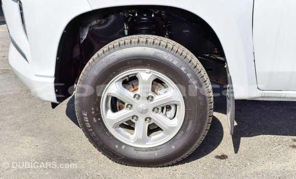 Buy Import Mitsubishi L200 White Car in Import - Dubai in Dhufar Buy Import Mitsubishi L200 White Car in Import - Dubai in Dhufar