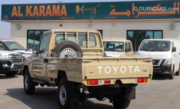 Buy Import Toyota Land Cruiser Beige Car in Import - Dubai in Dhufar Buy Import Toyota Land Cruiser Beige Car in Import - Dubai in Dhufar