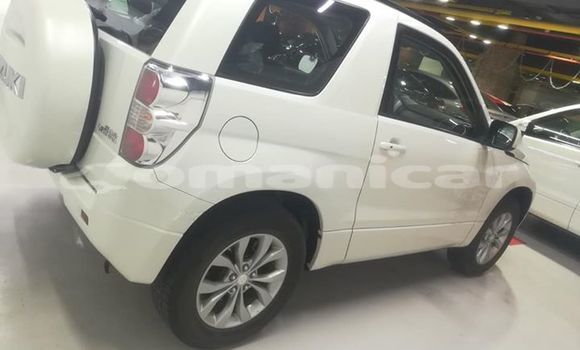 Buy Used Suzuki Grand Vitara White Car in Muscat in Masqat Buy Used Suzuki Grand Vitara White Car in Muscat in Masqat