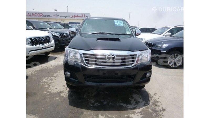 Big with watermark toyota hilux dhufar import dubai 3040