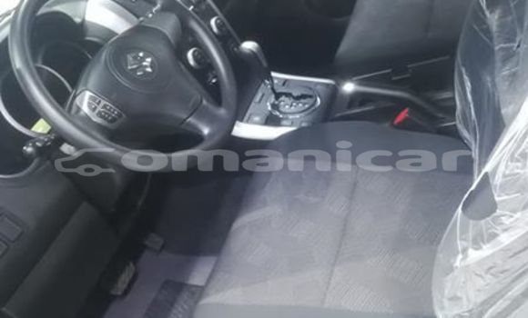 Buy Used Suzuki Grand Vitara White Car in Muscat in Masqat Buy Used Suzuki Grand Vitara White Car in Muscat in Masqat