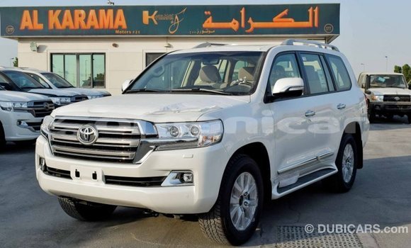Buy Import Toyota Land Cruiser White Car in Import - Dubai in Dhufar Buy Import Toyota Land Cruiser White Car in Import - Dubai in Dhufar