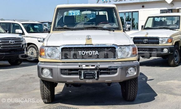 Buy Import Toyota Land Cruiser Beige Car in Import - Dubai in Dhufar Buy Import Toyota Land Cruiser Beige Car in Import - Dubai in Dhufar