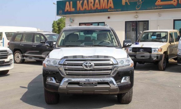 Buy Import Toyota Land Cruiser Black Car in Import - Dubai in Dhufar Buy Import Toyota Land Cruiser Black Car in Import - Dubai in Dhufar