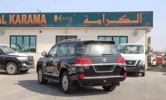 Buy Import Toyota Land Cruiser Black Car in Import - Dubai in Dhufar Buy Import Toyota Land Cruiser Black Car in Import - Dubai in Dhufar