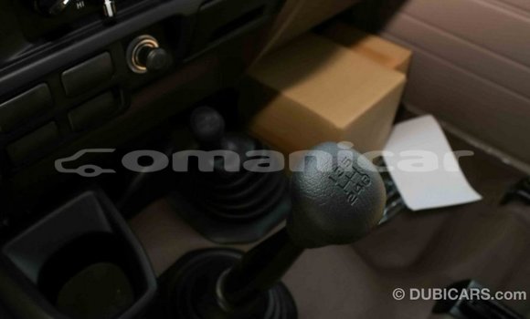 Buy Import Toyota Land Cruiser Beige Car in Import - Dubai in Dhufar Buy Import Toyota Land Cruiser Beige Car in Import - Dubai in Dhufar
