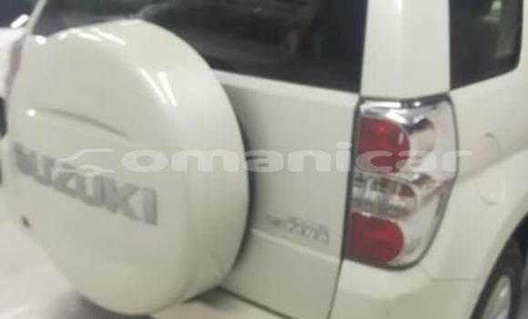 Buy Used Suzuki Grand Vitara White Car in Muscat in Masqat Buy Used Suzuki Grand Vitara White Car in Muscat in Masqat