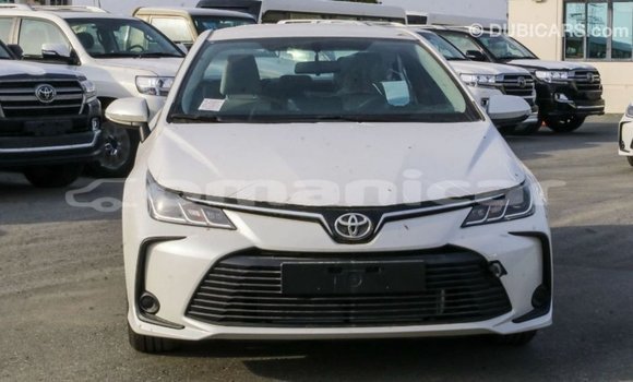 Buy Import Toyota Corolla White Car in Import - Dubai in Dhufar Buy Import Toyota Corolla White Car in Import - Dubai in Dhufar