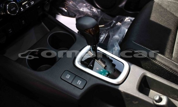 Buy Import Toyota Hilux White Car in Import - Dubai in Dhufar Buy Import Toyota Hilux White Car in Import - Dubai in Dhufar