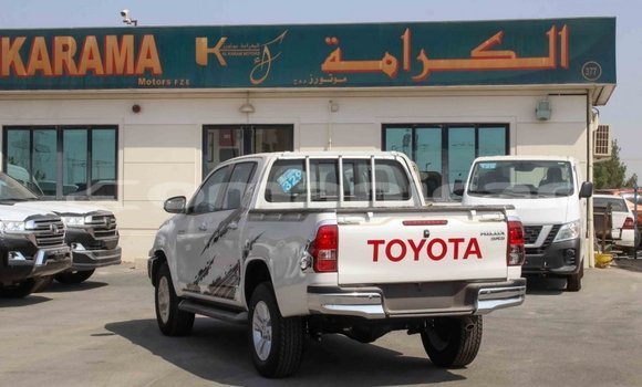 Buy Import Toyota Hilux White Car in Import - Dubai in Dhufar Buy Import Toyota Hilux White Car in Import - Dubai in Dhufar