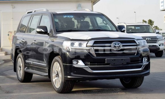 Buy Import Toyota Land Cruiser Black Car in Import - Dubai in Dhufar Buy Import Toyota Land Cruiser Black Car in Import - Dubai in Dhufar