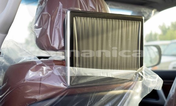 Buy Import Toyota Land Cruiser Black Car in Import - Dubai in Dhufar Buy Import Toyota Land Cruiser Black Car in Import - Dubai in Dhufar