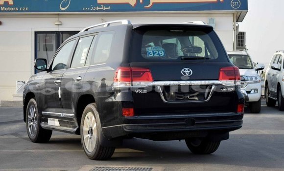 Buy Import Toyota Land Cruiser Black Car in Import - Dubai in Dhufar Buy Import Toyota Land Cruiser Black Car in Import - Dubai in Dhufar