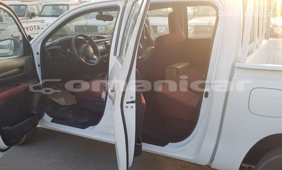 Buy Import Toyota Hilux White Car in Import - Dubai in Dhufar Buy Import Toyota Hilux White Car in Import - Dubai in Dhufar