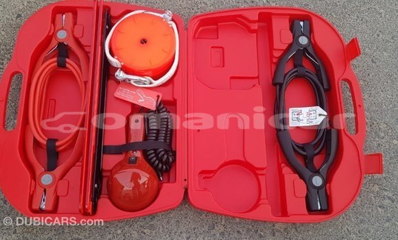 Buy Import Toyota Hilux White Car in Import - Dubai in Dhufar Buy Import Toyota Hilux White Car in Import - Dubai in Dhufar