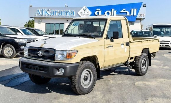 Buy Import Toyota Land Cruiser Beige Car in Import - Dubai in Dhufar Buy Import Toyota Land Cruiser Beige Car in Import - Dubai in Dhufar