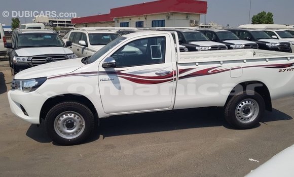 Buy Import Toyota Hilux White Car in Import - Dubai in Dhufar Buy Import Toyota Hilux White Car in Import - Dubai in Dhufar