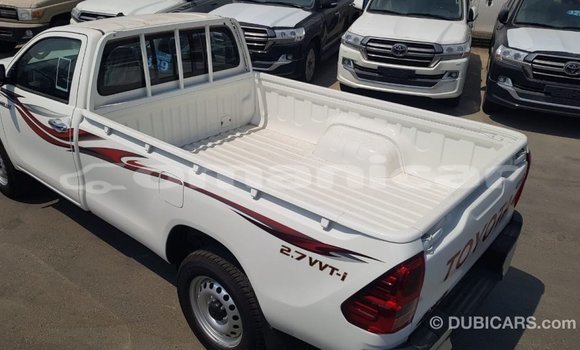 Buy Import Toyota Hilux White Car in Import - Dubai in Dhufar Buy Import Toyota Hilux White Car in Import - Dubai in Dhufar
