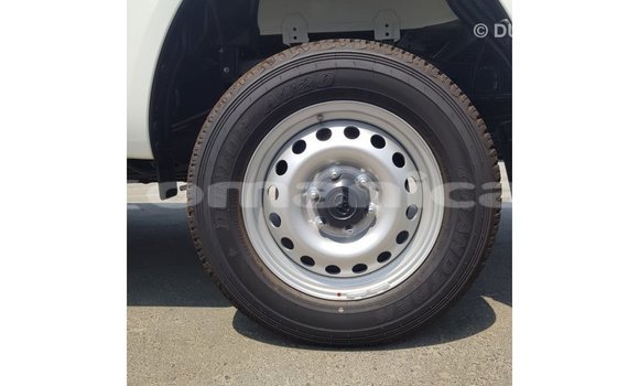 Buy Import Toyota Hilux White Car in Import - Dubai in Dhufar Buy Import Toyota Hilux White Car in Import - Dubai in Dhufar