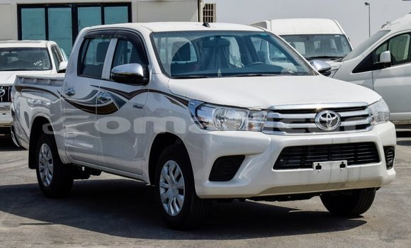 Buy Import Toyota Hilux White Car in Import - Dubai in Dhufar Buy Import Toyota Hilux White Car in Import - Dubai in Dhufar