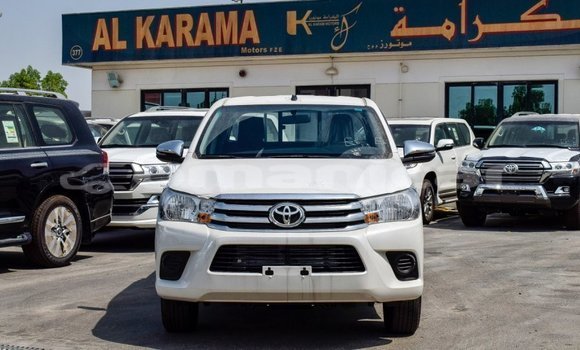 Buy Import Toyota Hilux White Car in Import - Dubai in Dhufar Buy Import Toyota Hilux White Car in Import - Dubai in Dhufar