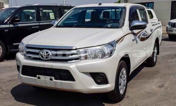 Buy Import Toyota Hilux White Car in Import - Dubai in Dhufar Buy Import Toyota Hilux White Car in Import - Dubai in Dhufar