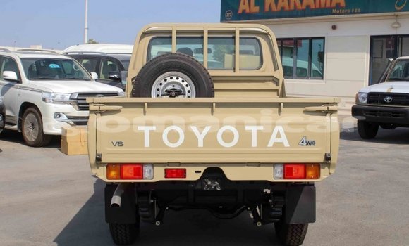 Buy Import Toyota Land Cruiser Beige Car in Import - Dubai in Dhufar Buy Import Toyota Land Cruiser Beige Car in Import - Dubai in Dhufar