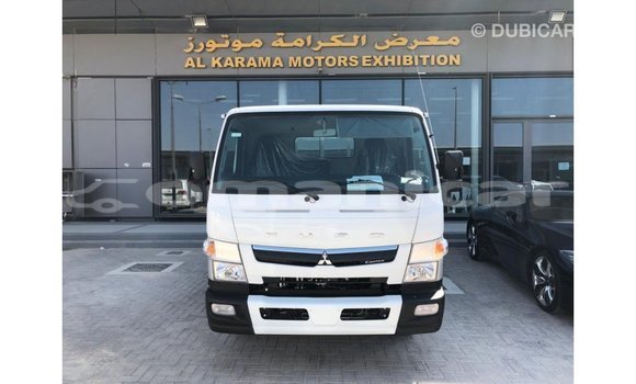 Buy Import Mitsubishi Carisma White Car in Import - Dubai in Dhufar Buy Import Mitsubishi Carisma White Car in Import - Dubai in Dhufar