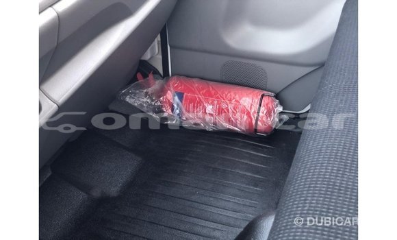 Buy Import Mitsubishi Carisma White Car in Import - Dubai in Dhufar Buy Import Mitsubishi Carisma White Car in Import - Dubai in Dhufar