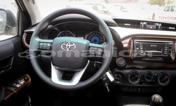 Buy Import Toyota Hilux White Car in Import - Dubai in Dhufar Buy Import Toyota Hilux White Car in Import - Dubai in Dhufar