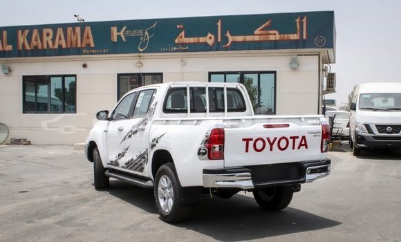 Buy Import Toyota Hilux White Car in Import - Dubai in Dhufar Buy Import Toyota Hilux White Car in Import - Dubai in Dhufar