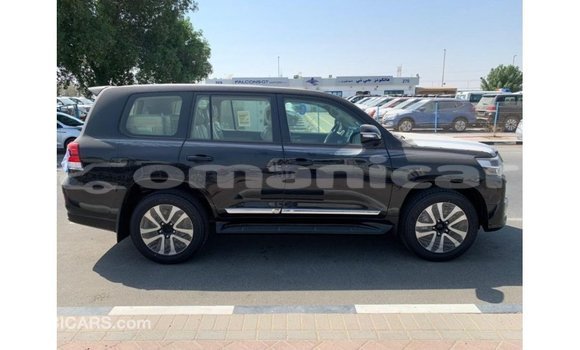 Buy Import Toyota Land Cruiser Black Car in Import - Dubai in Dhufar Buy Import Toyota Land Cruiser Black Car in Import - Dubai in Dhufar