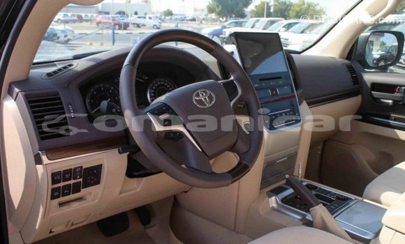 Buy Import Toyota Land Cruiser Black Car in Import - Dubai in Dhufar Buy Import Toyota Land Cruiser Black Car in Import - Dubai in Dhufar