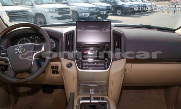 Buy Import Toyota Land Cruiser Black Car in Import - Dubai in Dhufar Buy Import Toyota Land Cruiser Black Car in Import - Dubai in Dhufar