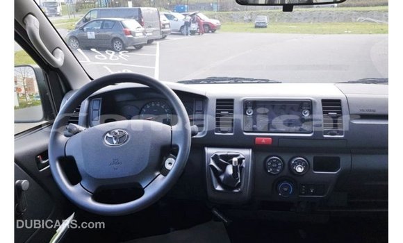 Buy Import Toyota Hiace White Car in Import - Dubai in Dhufar Buy Import Toyota Hiace White Car in Import - Dubai in Dhufar