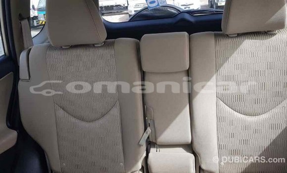 Buy Import Toyota RAV4 Other Car in Import - Dubai in Dhufar Buy Import Toyota RAV4 Other Car in Import - Dubai in Dhufar