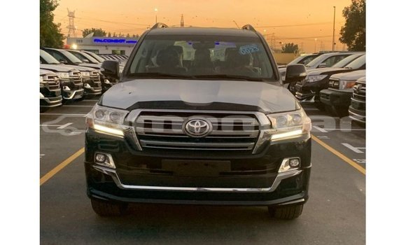 Buy Import Toyota Land Cruiser Black Car in Import - Dubai in Dhufar Buy Import Toyota Land Cruiser Black Car in Import - Dubai in Dhufar