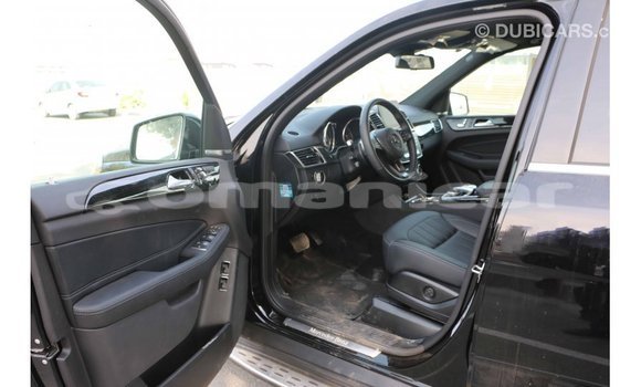 Buy Import Mercedes-Benz 190 Black Car in Import - Dubai in Dhufar Buy Import Mercedes-Benz 190 Black Car in Import - Dubai in Dhufar
