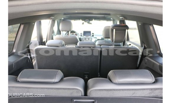Buy Import Mercedes-Benz 190 Black Car in Import - Dubai in Dhufar Buy Import Mercedes-Benz 190 Black Car in Import - Dubai in Dhufar