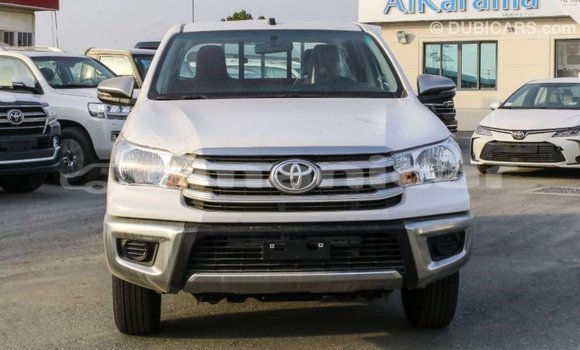 Buy Import Toyota Hilux White Car in Import - Dubai in Dhufar Buy Import Toyota Hilux White Car in Import - Dubai in Dhufar