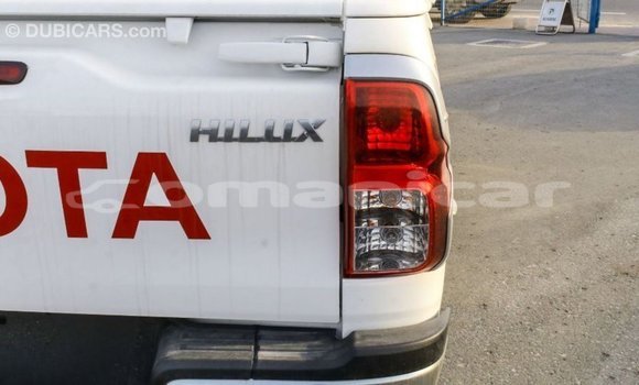 Buy Import Toyota Hilux White Car in Import - Dubai in Dhufar Buy Import Toyota Hilux White Car in Import - Dubai in Dhufar