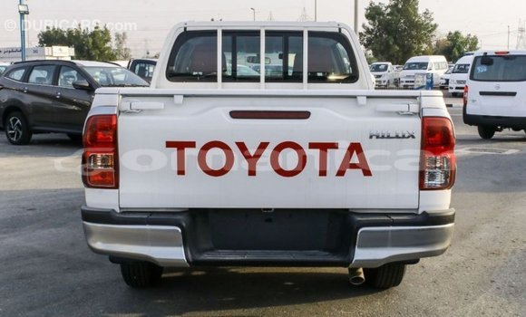 Buy Import Toyota Hilux White Car in Import - Dubai in Dhufar Buy Import Toyota Hilux White Car in Import - Dubai in Dhufar