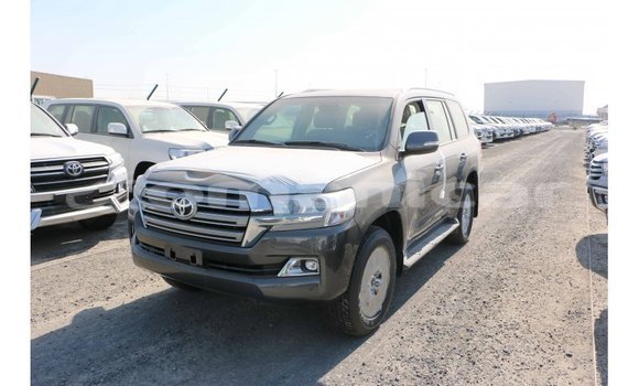 Buy Import Toyota Land Cruiser Black Car in Import - Dubai in Dhufar Buy Import Toyota Land Cruiser Black Car in Import - Dubai in Dhufar