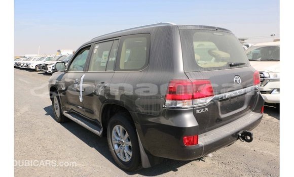 Buy Import Toyota Land Cruiser Black Car in Import - Dubai in Dhufar Buy Import Toyota Land Cruiser Black Car in Import - Dubai in Dhufar