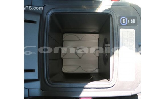 Buy Import Toyota Prado White Car in Import - Dubai in Dhufar Buy Import Toyota Prado White Car in Import - Dubai in Dhufar