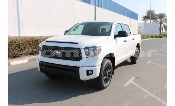 Buy Import Toyota Tundra White Car in Import - Dubai in Dhufar Buy Import Toyota Tundra White Car in Import - Dubai in Dhufar